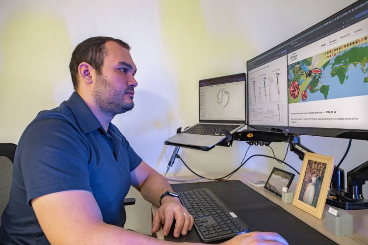O bioinformata do Instituto Butantan, Alex Ranieri